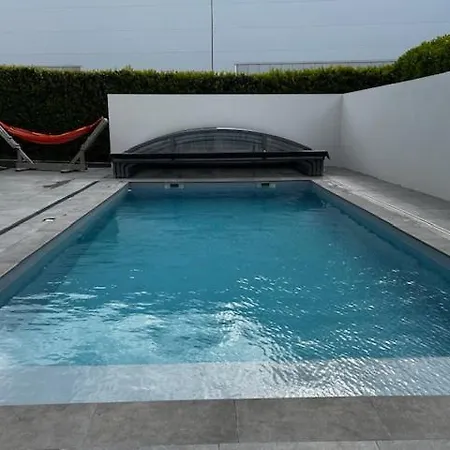 Entre Terre Et 12 Personnes Espace Piscine Chauffee 빌라 *